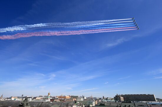 Final rehearsal of military parade to mark 70th anniversary of Victory in 1941-1945 Great Patriotic War