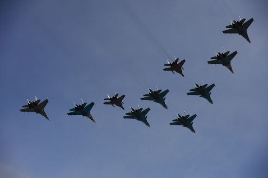 Final rehearsal of military parade to mark 70th anniversary of Victory in 1941-1945 Great Patriotic War