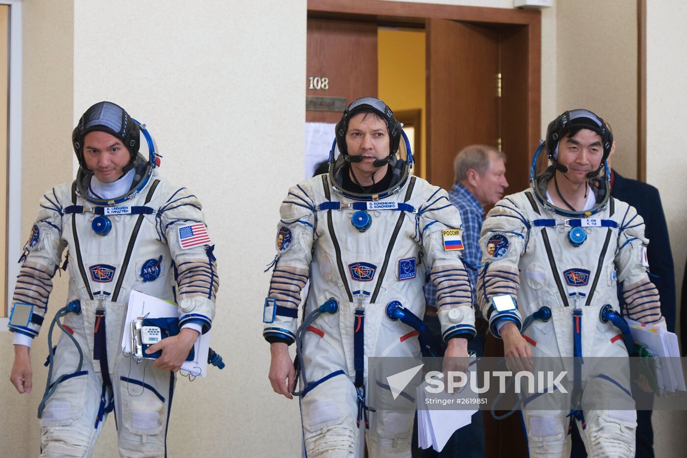 ISS Expedition 44/45 crews train in Star City near Moscow