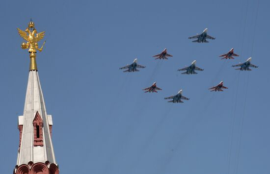 Final rehearsal of military parade to mark 70th anniversary of Victory in 1941-1945 Great Patriotic War