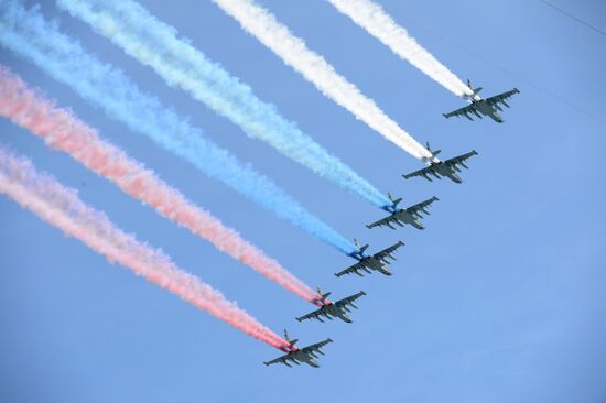 Final rehearsal of military parade to mark 70th anniversary of Victory in 1941-1945 Great Patriotic War