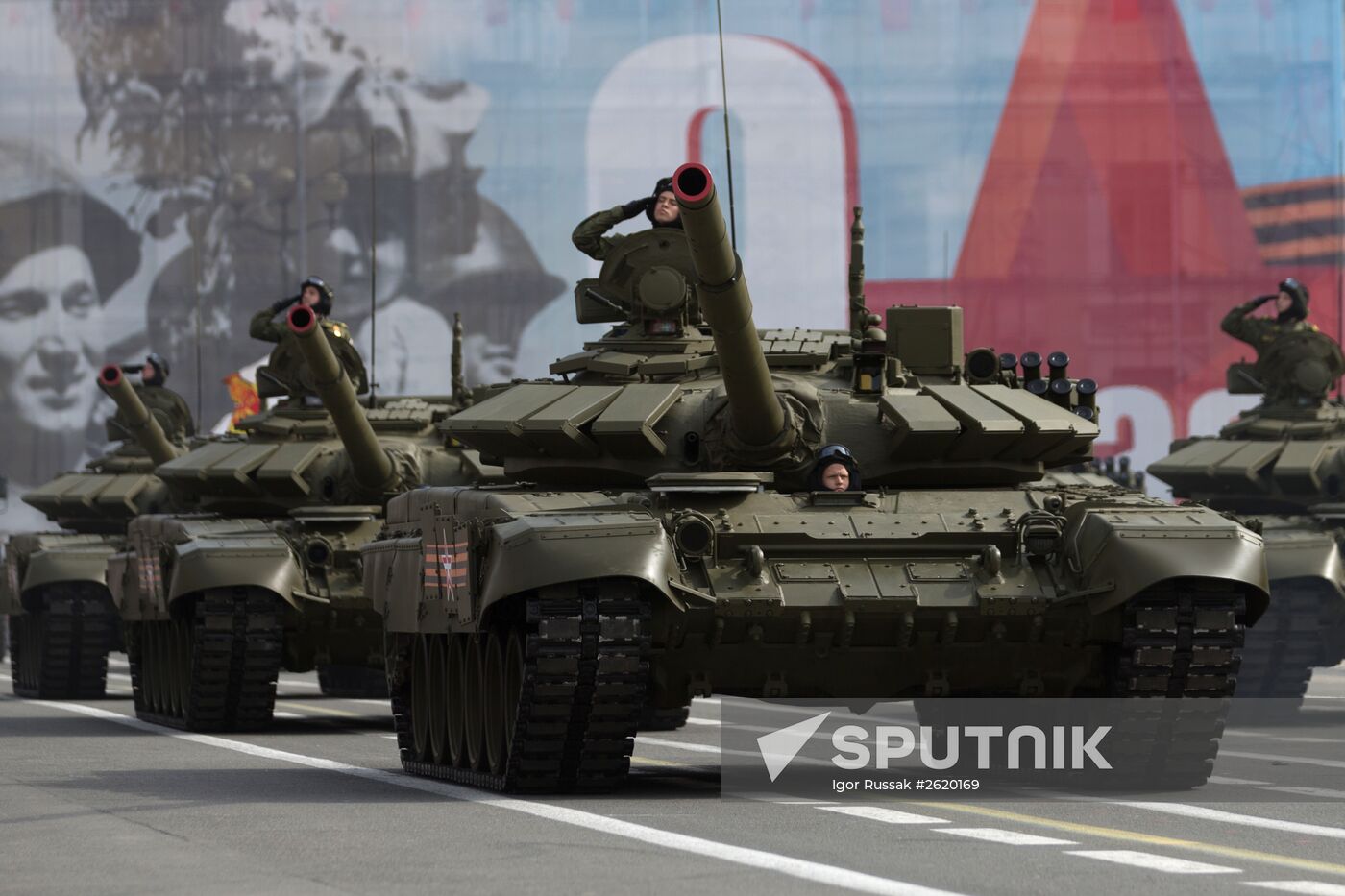 Final rehearsal of military parade to mark 70th anniversary of Victory in 1941-1945 Great Patriotic War in St. Petersburg