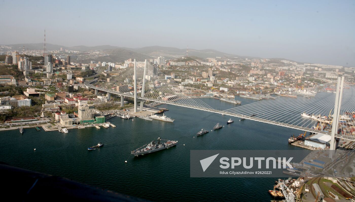 Ships line up to take part in Navy parade in Vladivostok