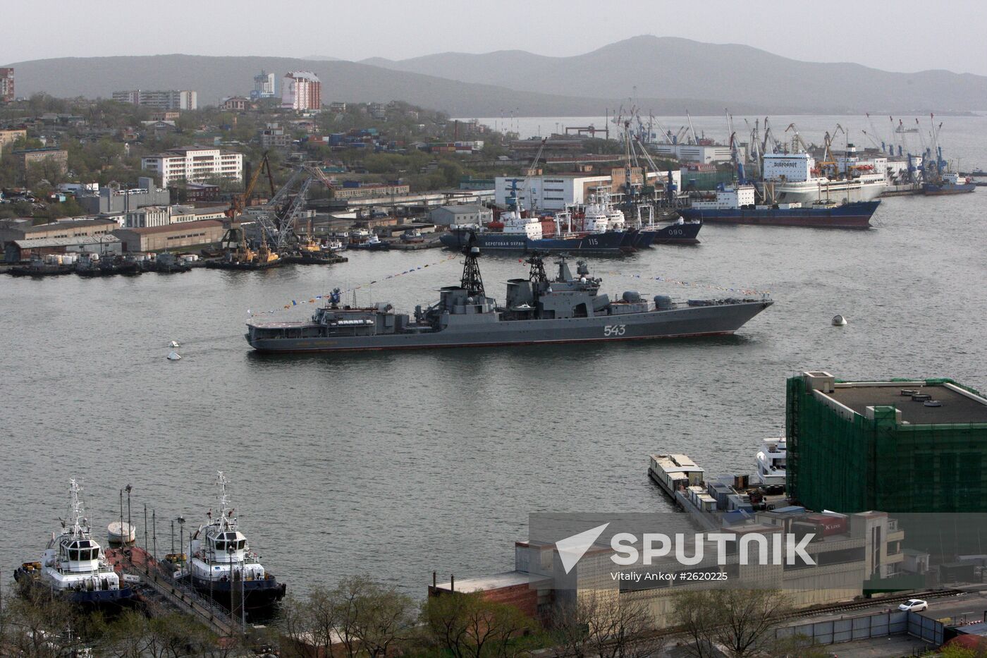 Ships line up to take part in Navy parade in Vladivostok