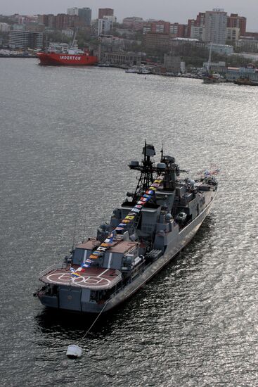 Ships line up to take part in Navy parade in Vladivostok