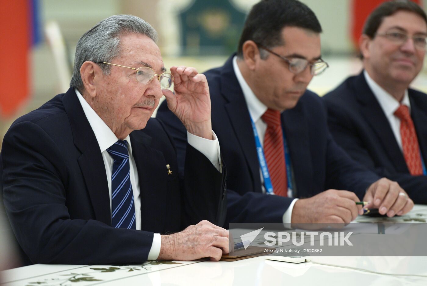 President Putin meets with Cuba's State Council and Cabinet Chairman Raul Castro