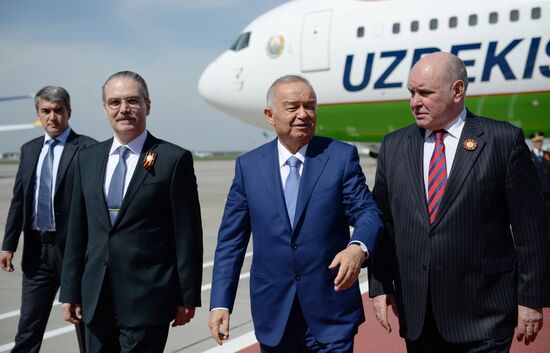 President of Uzbekistan Islam Karimov arrives in Moscow