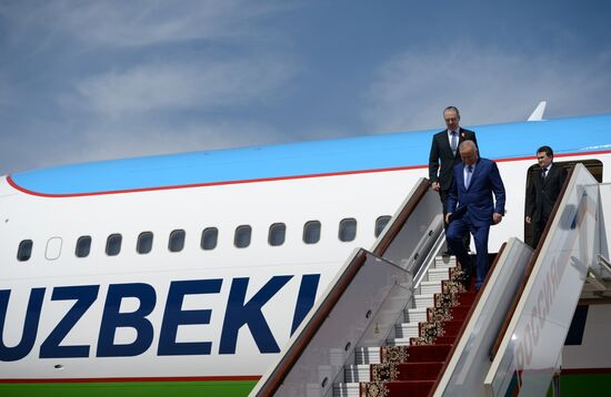 President of Uzbekistan Islam Karimov arrives in Moscow