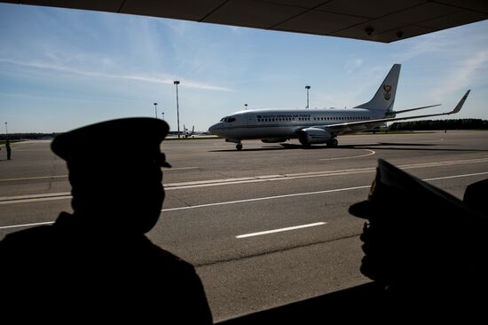 South African President Jacob Zuma arrives in Moscow