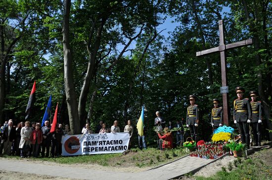 Remembrance and Reconciliation Day marked in Kiev