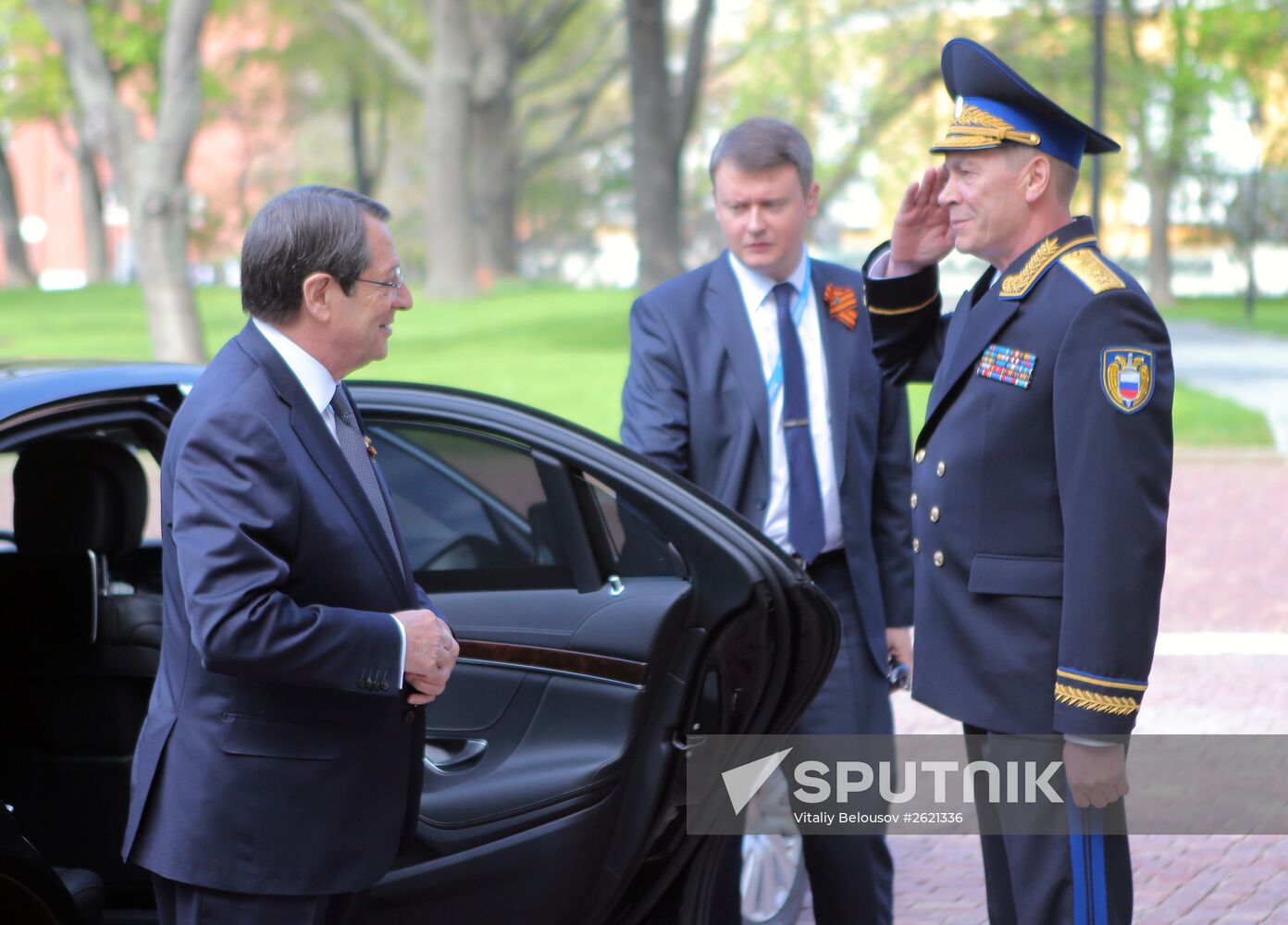 Kremlin Superintendent Sergei Khlebnikov welcomes foreign delegation heads and honorary guests
