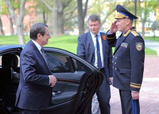 Kremlin Superintendent Sergei Khlebnikov welcomes foreign delegation heads and honorary guests
