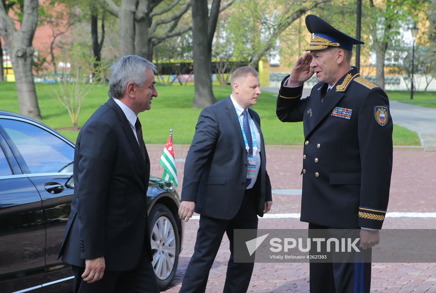 Kremlin Superintendent Sergei Khlebnikov welcomes foreign delegation heads and honorary guests