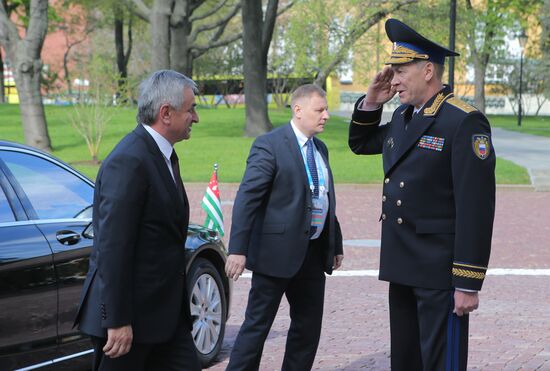 Kremlin Superintendent Sergei Khlebnikov welcomes foreign delegation heads and honorary guests