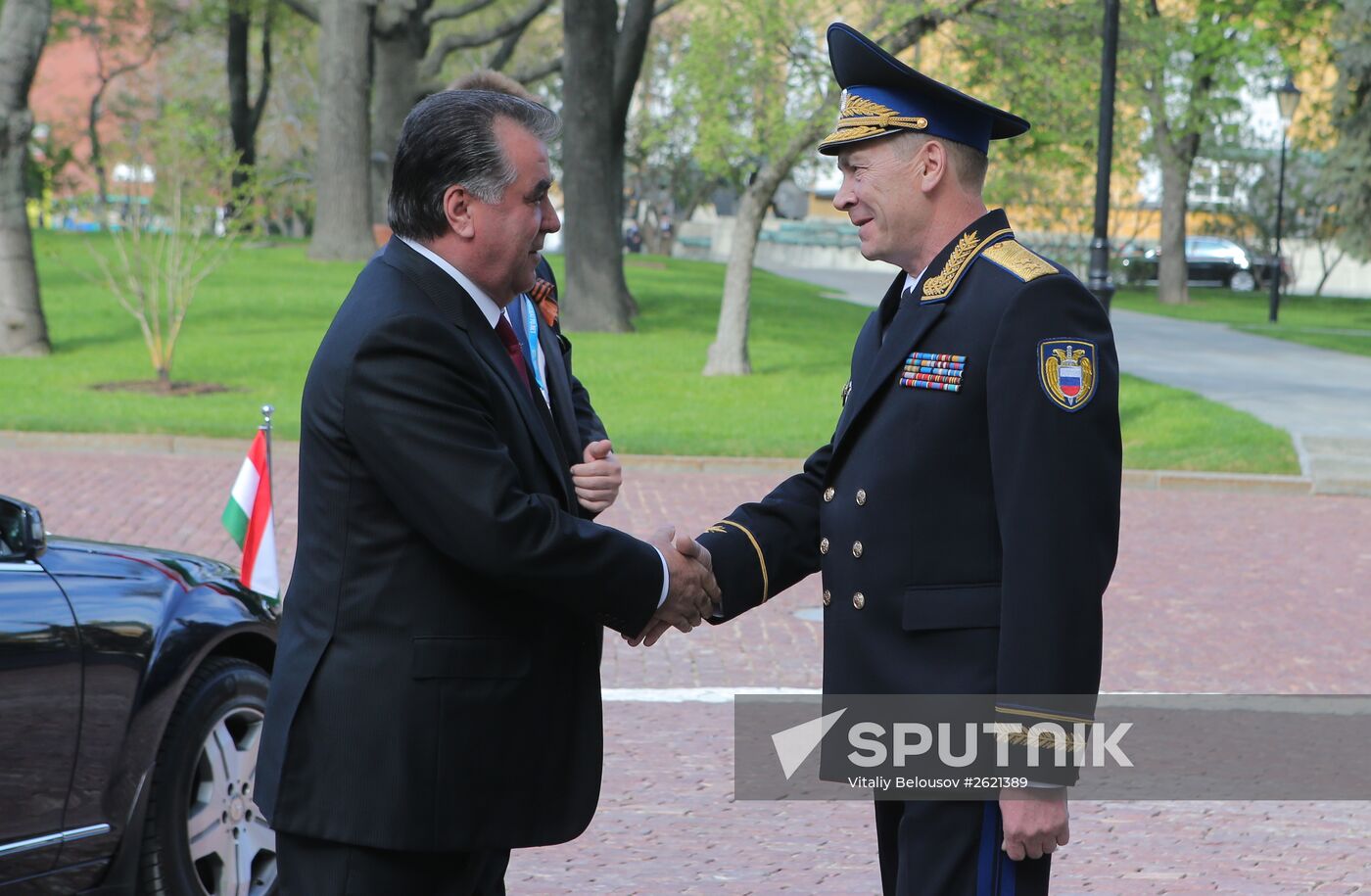 Kremlin Superintendent Sergei Khlebnikov welcomes foreign delegation heads and honorary guests