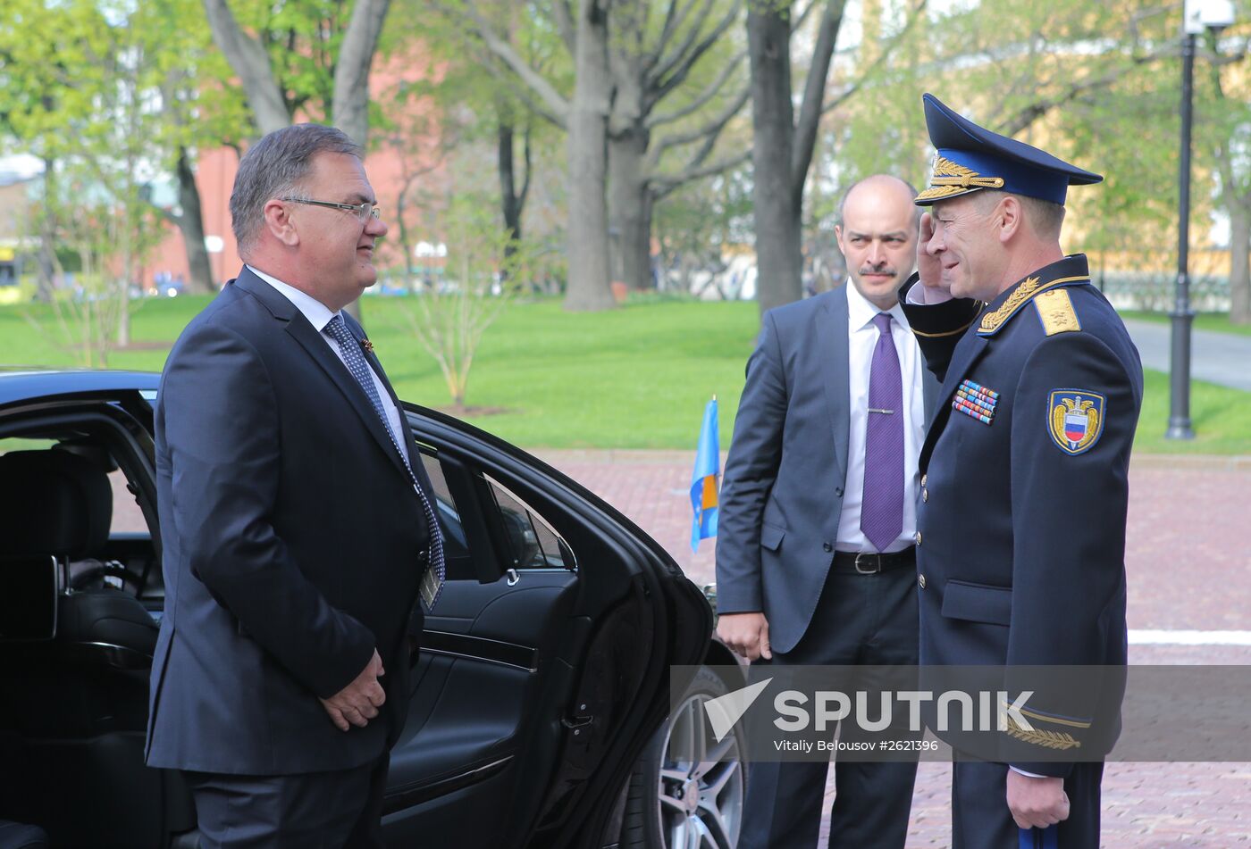 Kremlin Superintendent Sergei Khlebnikov welcomes foreign delegation heads and honorary guests