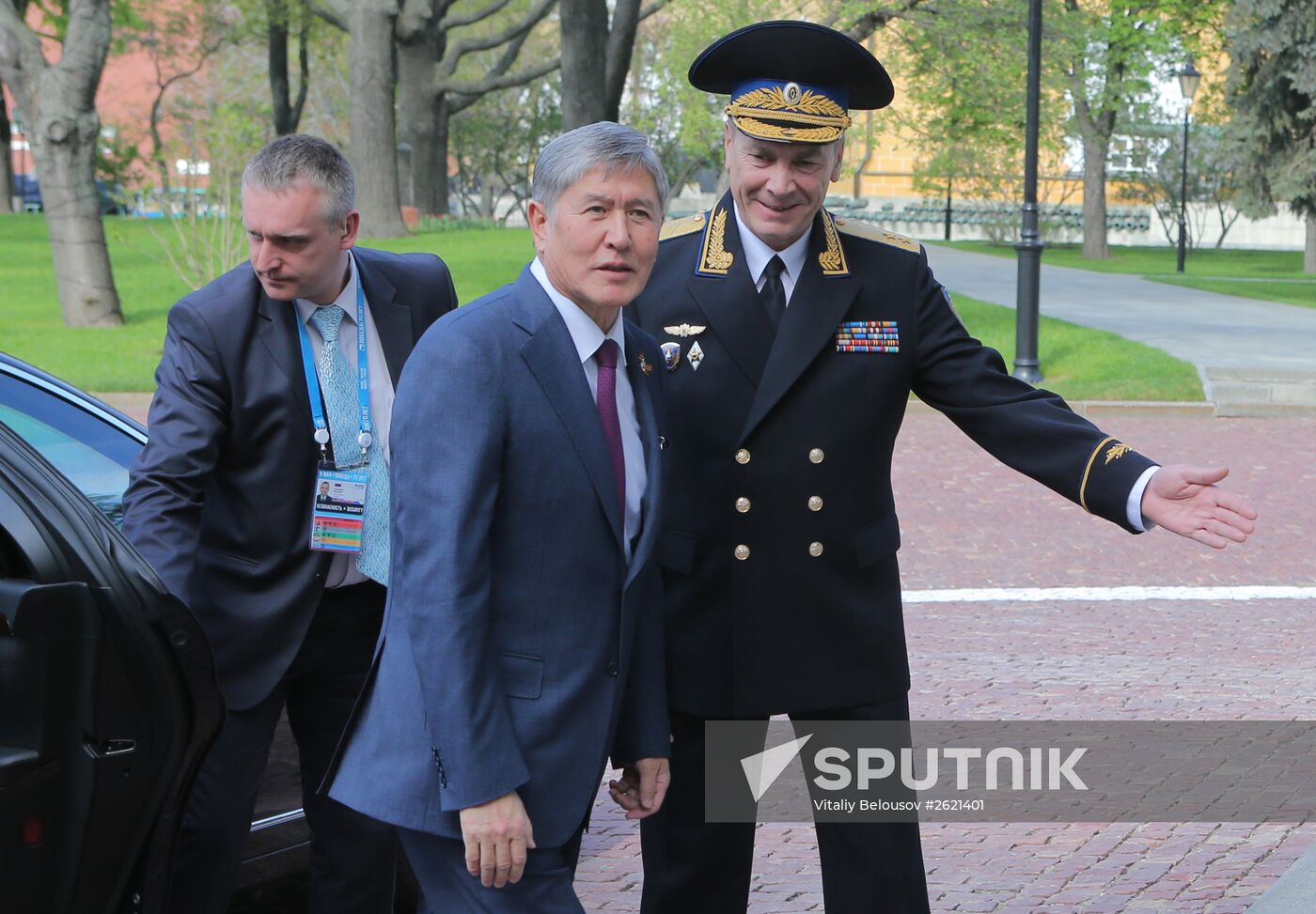 Kremlin Superintendent Sergei Khlebnikov welcomes foreign delegation heads and honorary guests