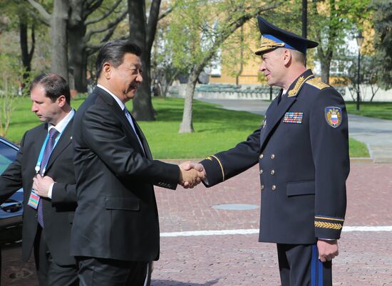 Kremlin Superintendent Sergei Khlebnikov welcomes foreign delegation heads and honorary guests
