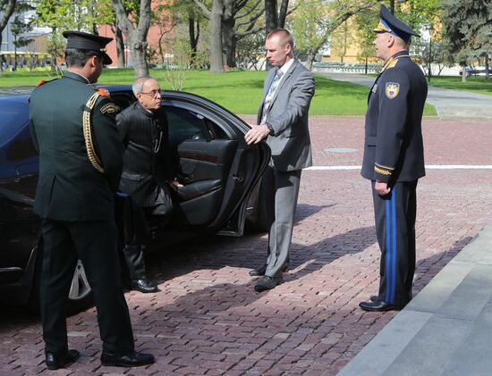 Kremlin Superintendent Sergei Khlebnikov welcomes foreign delegation heads and honorary guests