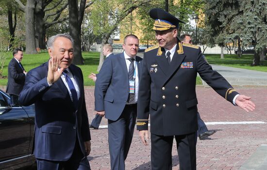 Kremlin Superintendent Sergei Khlebnikov welcomes foreign delegation heads and honorary guests