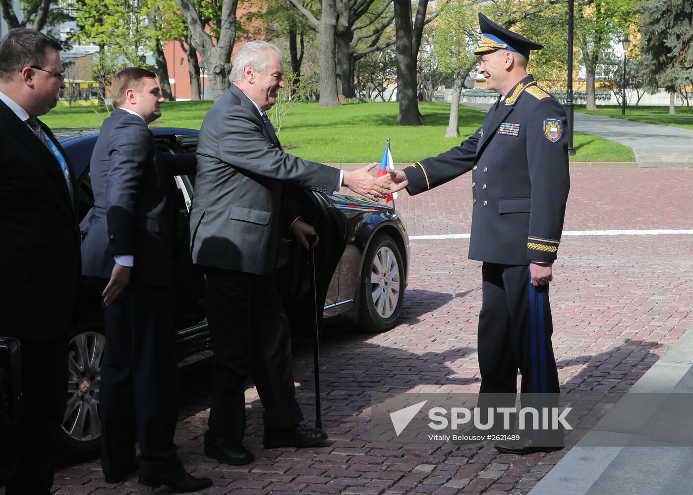 Kremlin Superintendent Sergei Khlebnikov welcomes foreign delegation heads and honorary guests