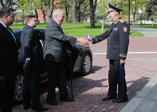 Kremlin Superintendent Sergei Khlebnikov welcomes foreign delegation heads and honorary guests