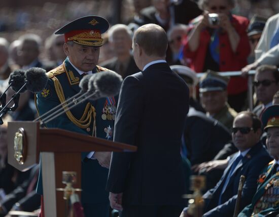 Vladimir Putin attends military parade to mark 70th anniversary of Victory in 1941-1945 Great Patriotic War