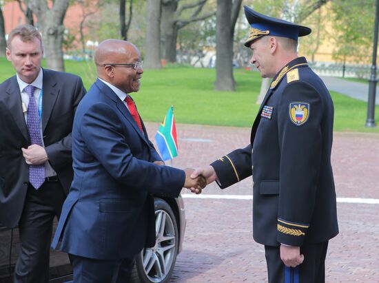 Kremlin Superintendent Sergei Khlebnikov welcomes foreign delegation heads and honorary guests