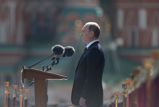 Vladimir Putin attends military parade to mark 70th anniversary of Victory in 1941-1945 Great Patriotic War