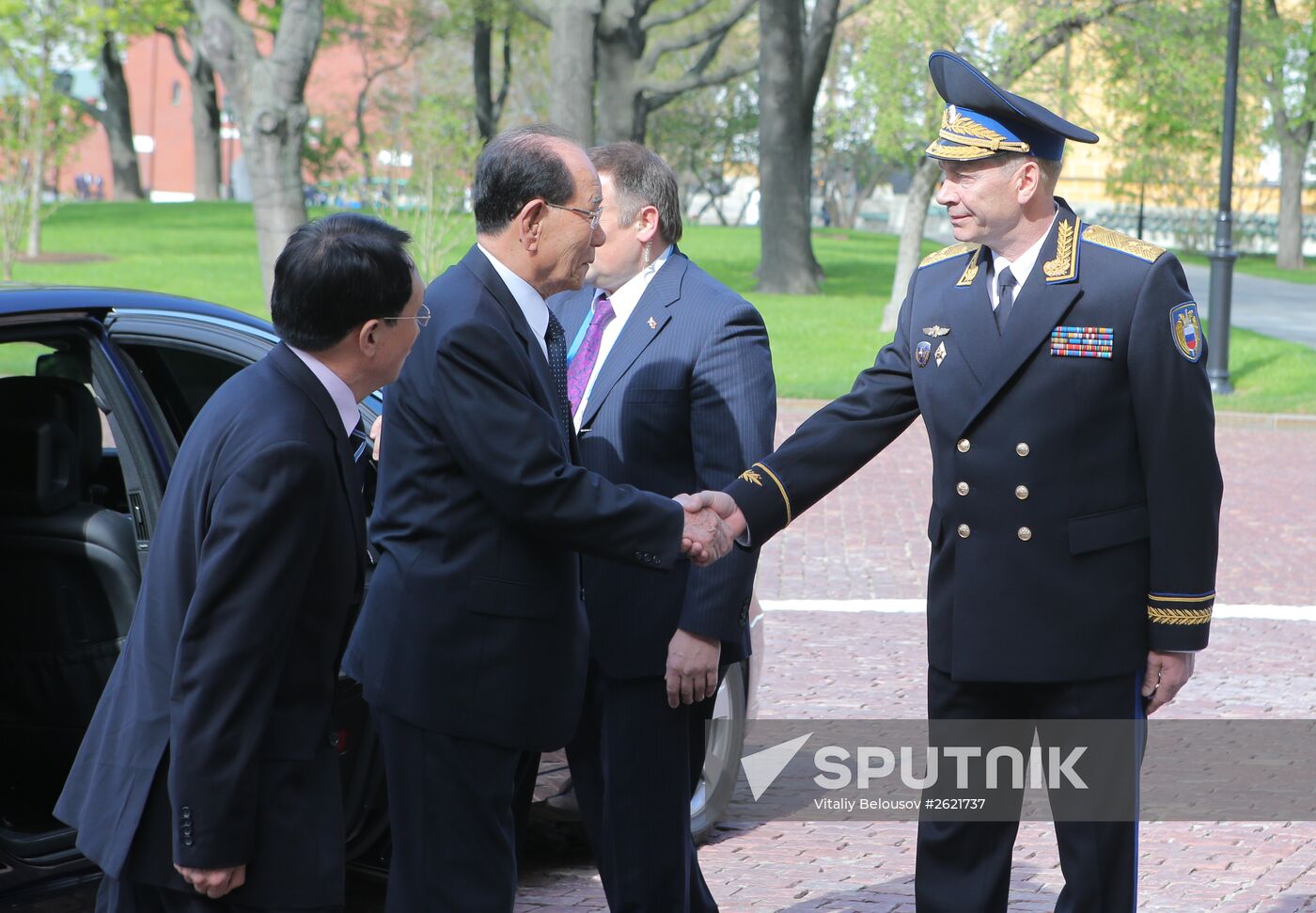 Kremlin Superintendent Sergei Khlebnikov welcomes foreign delegation heads and honorary guests