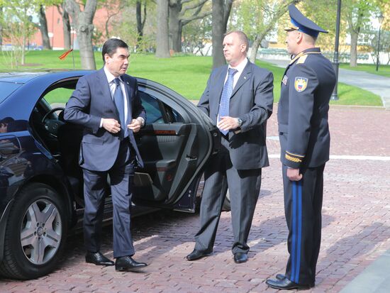 Kremlin Superintendent Sergei Khlebnikov welcomes foreign delegation heads and honorary guests