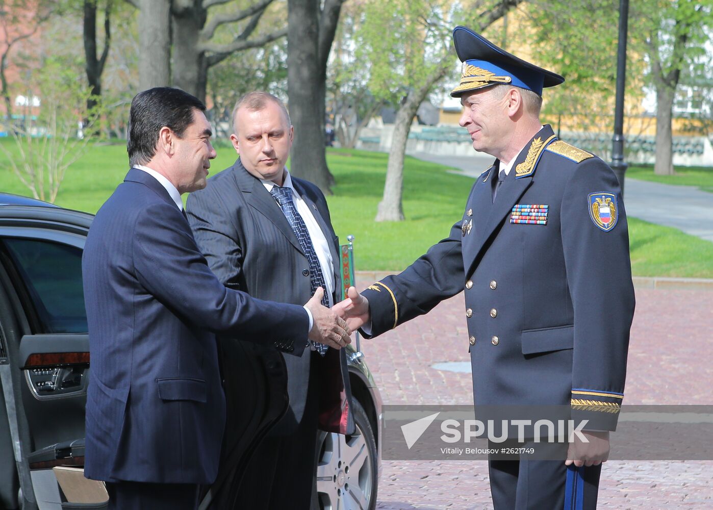 Kremlin Superintendent Sergei Khlebnikov welcomes foreign delegation heads and honorary guests