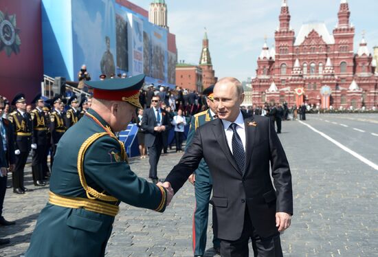 Vladimir Putin attends military parade to mark 70th anniversary of Victory in 1941-1945 Great Patriotic War
