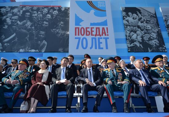 Vladimir Putin attends military parade to mark 70th anniversary of Victory in 1941-1945 Great Patriotic War