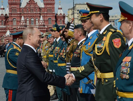 President Putin attends parade that marks 70th anniversary of Victory