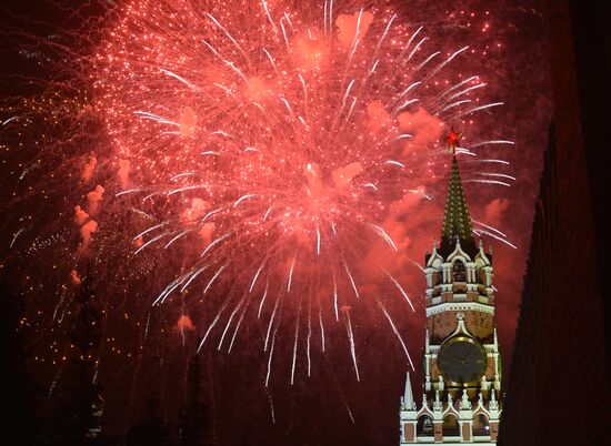 Fireworks to mark 70th anniversary of Victory in 1941-1945 Great Patriotic War