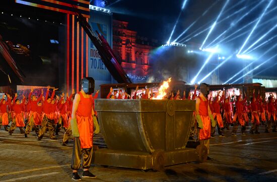 Concert to mark 70th anniversary of Victory in 1941-1945 Great Patriotic War