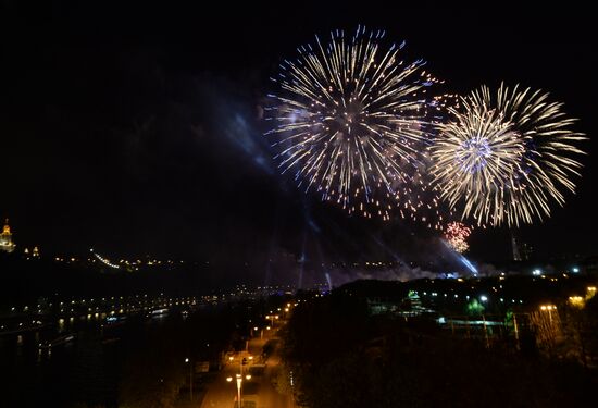 Fireworks to mark 70th anniversary of Victory in 1941-1945 Great Patriotic War