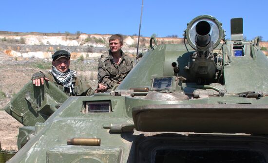 Exercise involving Vikings Motorized Rifle Battalion of the Donetsk People's Republic's self-defense forces