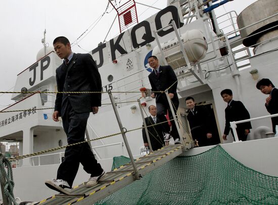 Japanese ship Kayo-Maru arrives in Vladivostok