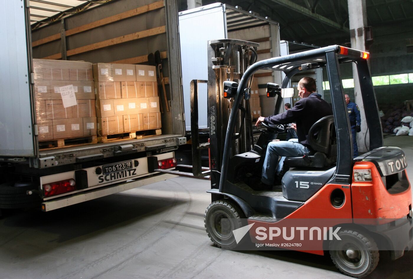 Russia's 26th humanitarian aid convoy arrives in Donetsk