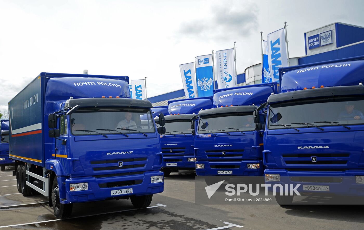 Russian Post receives KAMAZ trucks