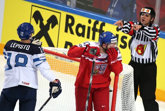 2015 IIHF Ice Hockey World Championship. Finland vs. Czech Republic