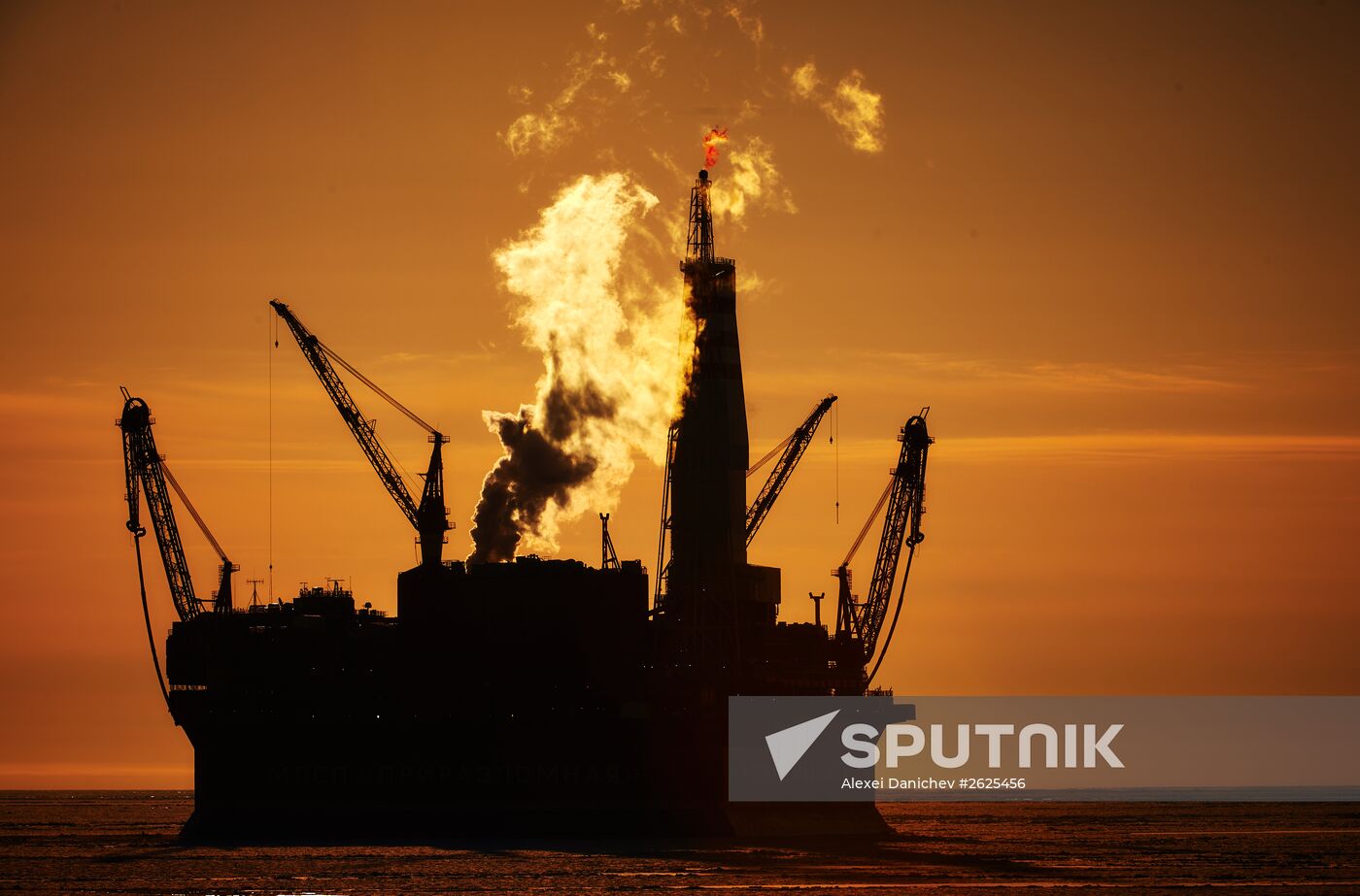 Prirazlomnaya offshore oil platform