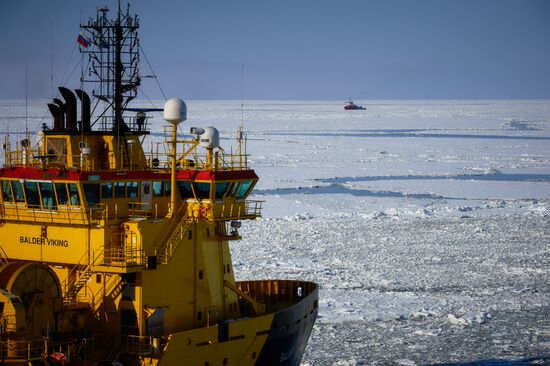 Prirazlomnaya offshore oil platform
