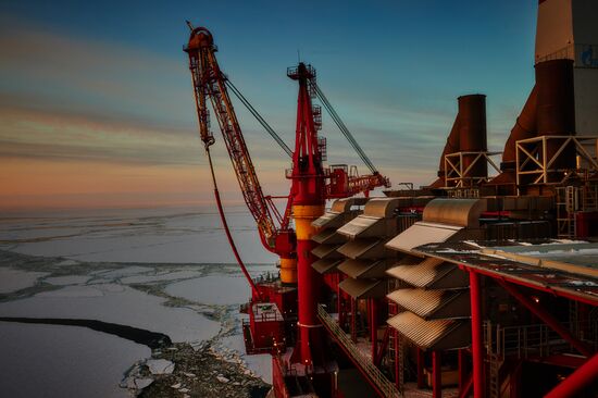 Prirazlomnaya offshore oil platform