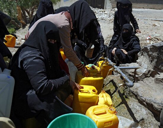 Shortage of drinking water in Sana'a, Yemen