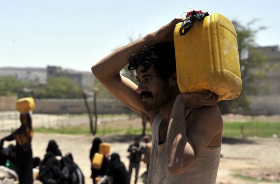 Shortage of drinking water in Sana'a, Yemen