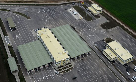 Vehicle border crossign point