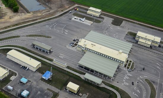 Graivoron vehicle border crossing point